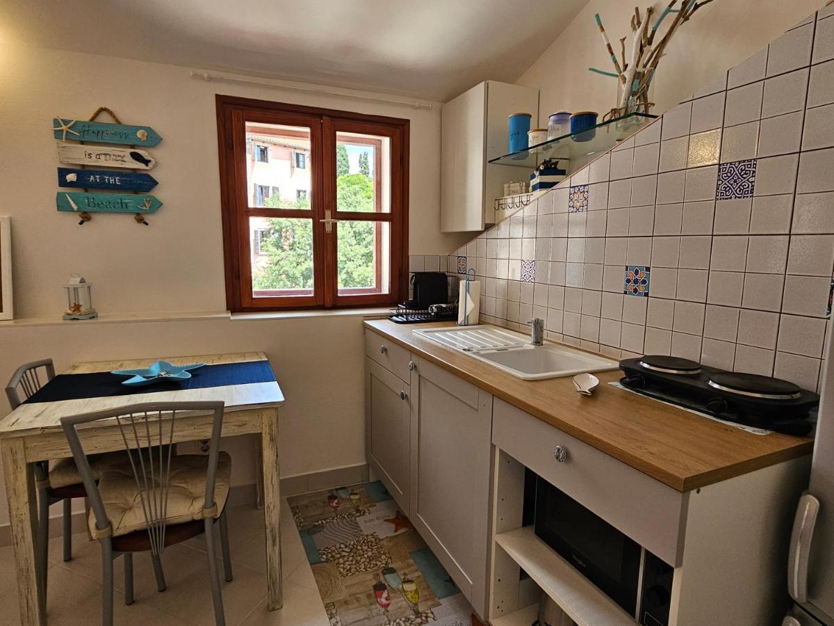 Studio Mare Fuori With Terrace Ровин Екстериор снимка