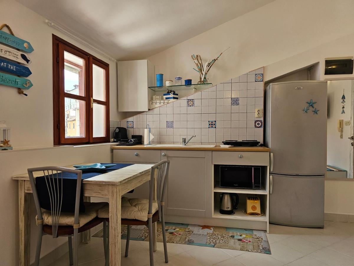 Studio Mare Fuori With Terrace Ровин Екстериор снимка